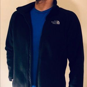 Black North Face Windwall jacket OBO!!!!